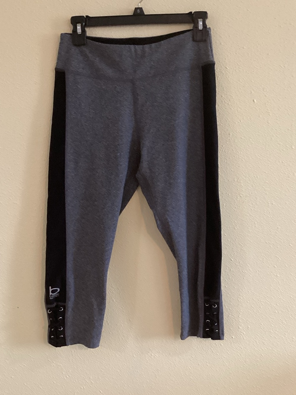 bebe Gray and Black Girls' Athletic Leggings